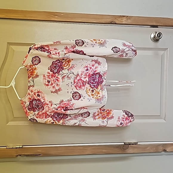 Rue 21 floral long sleeve blouse - Picture 3 of 3